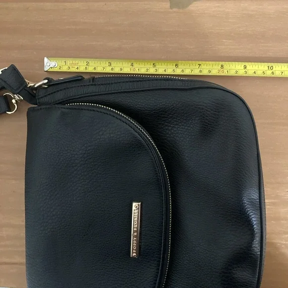 Poppy & Peonies Downtown Crossbody in black - Picture 11 of 12